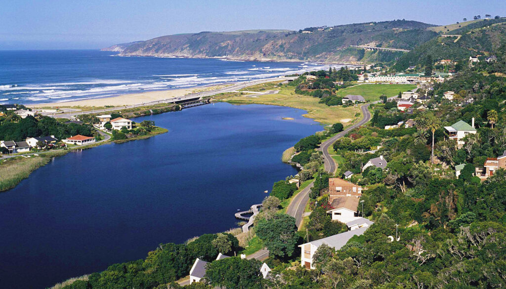 View over Wilderness and the river on a day trip from Knysna