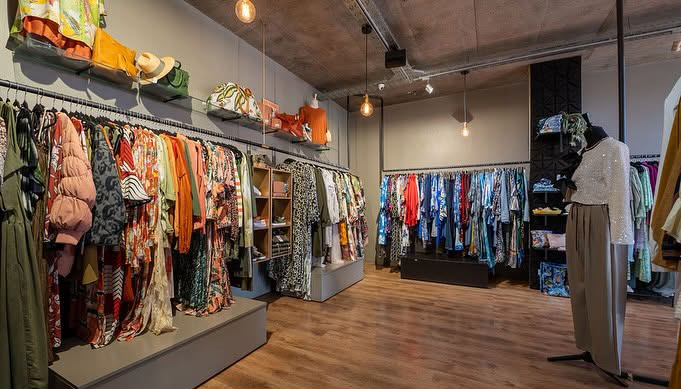 Colourful women’s fashion in Knysna at Two on Toast boutique